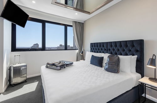 Photo 4 - Meriton Suites Kent Street, Sydney