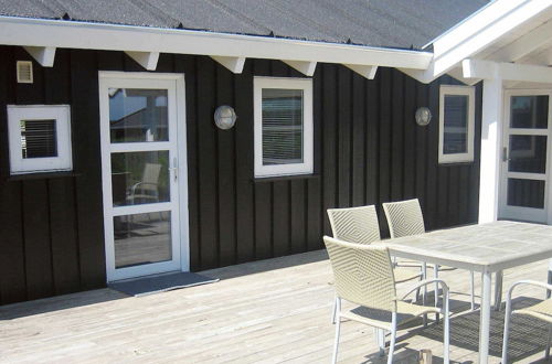 Photo 25 - 10 Person Holiday Home in Lokken