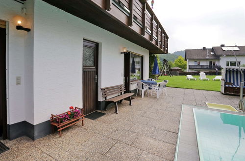 Foto 2 - Apartment in Armsfeld With Heated Outdoor Pool