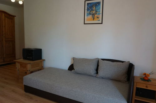 Photo 5 - Spacious Holiday Flat With Garden