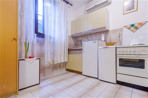 Foto 4 - Lovely Studio Apartment in the Perfect Location