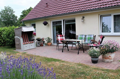 Foto 9 - Cozy Holiday Home in Hohenkirchen near Baltic Sea