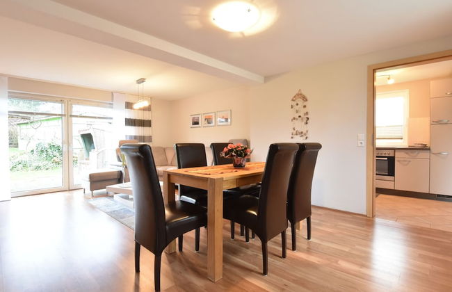 Cozy Holiday Home in Hohenkirchen near Baltic Sea - Foto 12