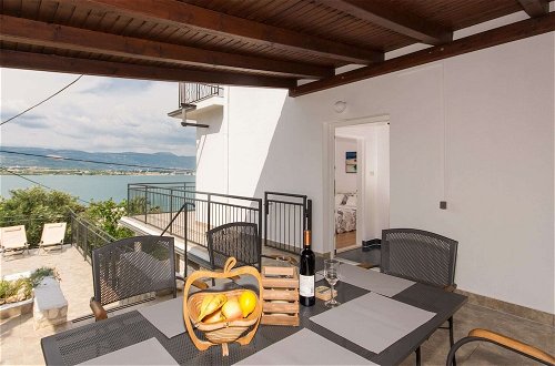 Foto 31 - Quaint Holiday Home in Mastrinka With Balcony