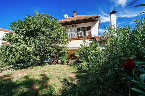 Photo 20 - Modern Apartment in Dalmatia With Terrace