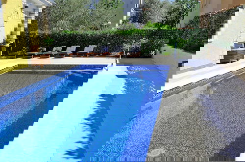 Photo 30 - Spacious House Apartment With Terrace, Near the Beach
