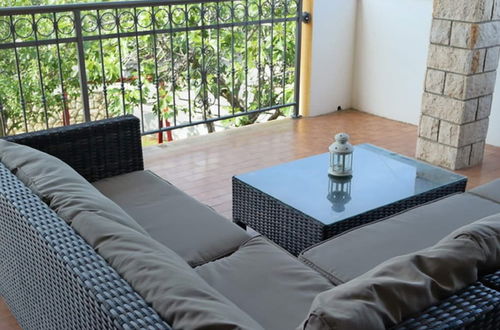 Photo 19 - Spacious House Apartment With Terrace, Near the Beach