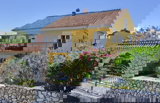 Photo 1 - Spacious House Apartment With Terrace, Near the Beach