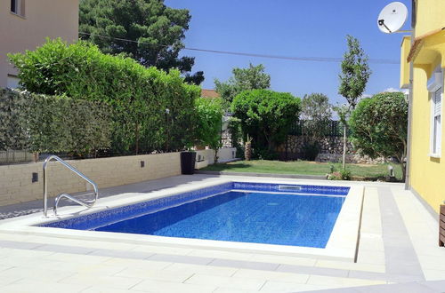 Photo 27 - Spacious House Apartment With Terrace, Near the Beach