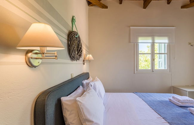 Lithos Stoupa Villas - Photo 25