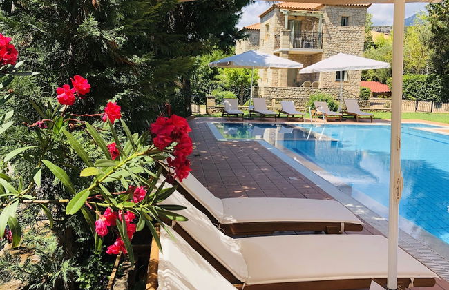 Lithos Stoupa Villas - Photo 41