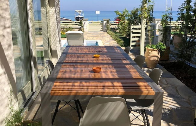 Sea and Sun Luxury Pools' Villas - Photo 26