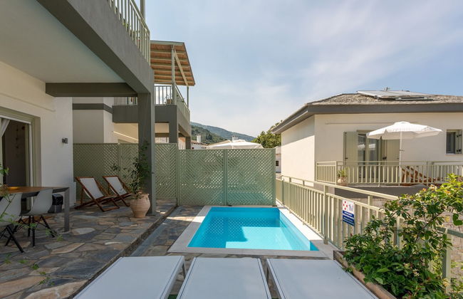 Sea and Sun Luxury Pools' Villas - Photo 29