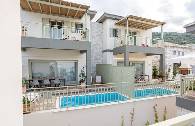 Sea and Sun Luxury Pools' Villas - Photo 32