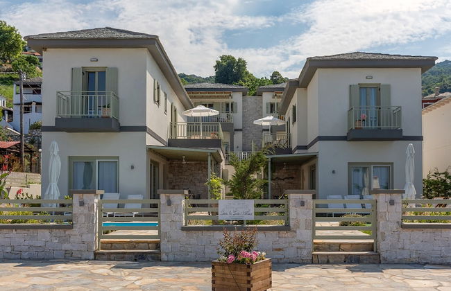 Sea and Sun Luxury Pools' Villas - Photo 55