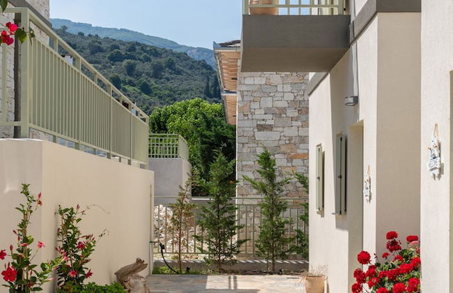 Sea and Sun Luxury Pools' Villas - Photo 58