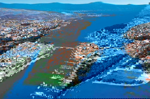 Photo 33 - Apartment in Trogir Near Beach