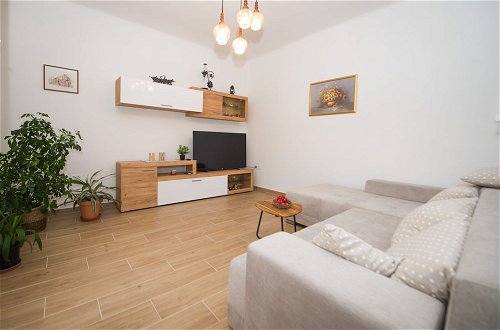 Foto 15 - A1 -spacious Apartment w Patio 40m From the Beach