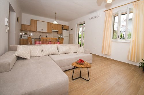 Foto 18 - A1 -spacious Apartment w Patio 40m From the Beach