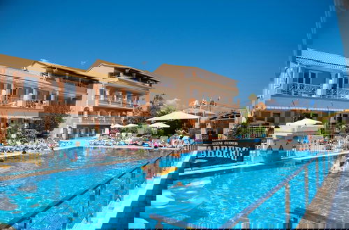 Foto 56 - Kavos Plaza Hotel