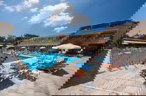 Foto 49 - Kavos Plaza Hotel