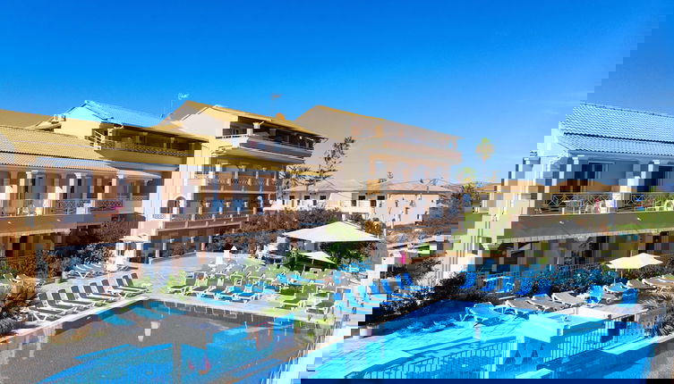 Foto 1 - Kavos Plaza Hotel