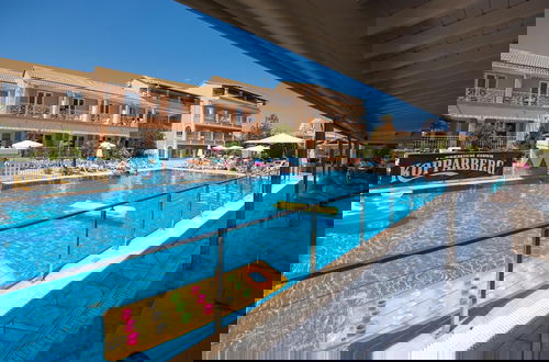 Foto 59 - Kavos Plaza Hotel