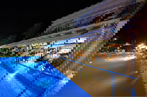 Foto 58 - Kavos Plaza Hotel