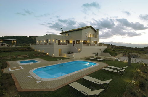 Photo 44 - Luxurious Panoramic View Villa