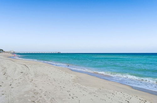 Photo 25 - Hollywood Beach Walk, a Vacation Home in Miami