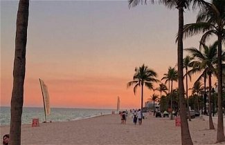 Photo 2 - Hollywood Beach Walk Steps to the Ocean Miami