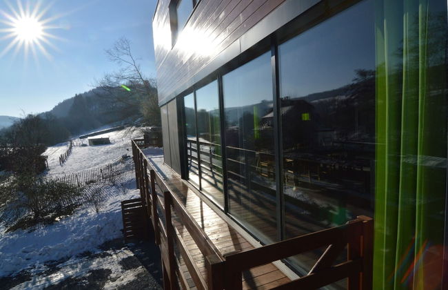 Lovely Modern Cottage With Sauna, Bubble Baths and Even a Beach on the River - Foto 28