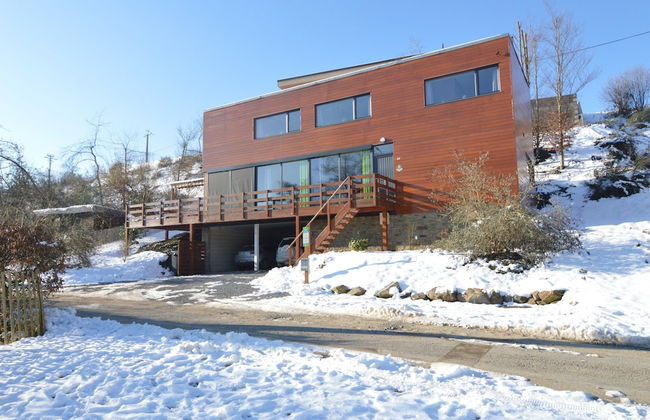 Lovely Modern Cottage With Sauna, Bubble Baths and Even a Beach on the River - Foto 26