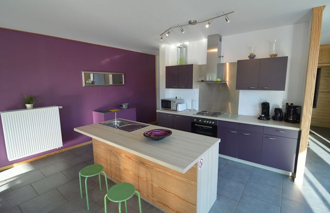 Lovely Modern Cottage With Sauna, Bubble Baths and Even a Beach on the River - Foto 8