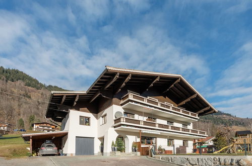 Photo 1 - Beautiful Apartment in Salzburg With Balcony