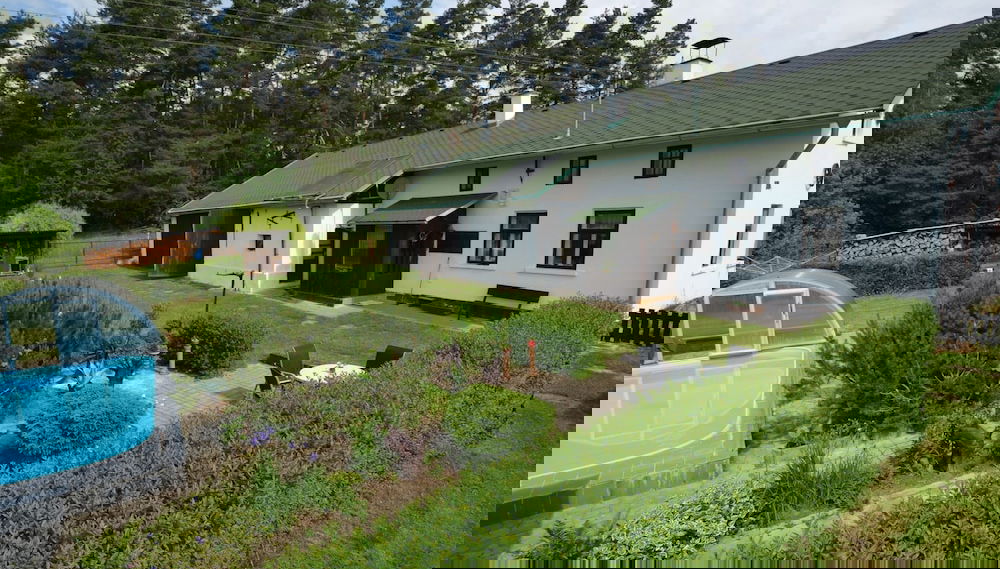 Primary image