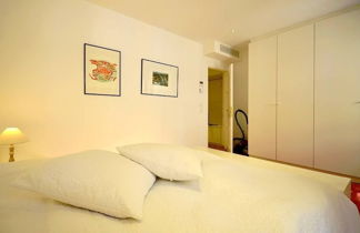 Photo 3 - Vienna Residence High-class Luxury Apartment for up to 6 Happy Guests