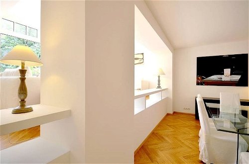 Photo 17 - Vienna Residence High-class Luxury Apartment for up to 6 Happy Guests
