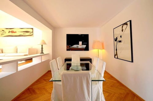 Photo 13 - Vienna Residence High-class Luxury Apartment for up to 6 Happy Guests