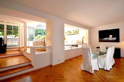 Photo 20 - Vienna Residence High-class Luxury Apartment for up to 6 Happy Guests