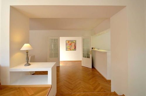 Photo 26 - Vienna Residence High-class Luxury Apartment for up to 6 Happy Guests