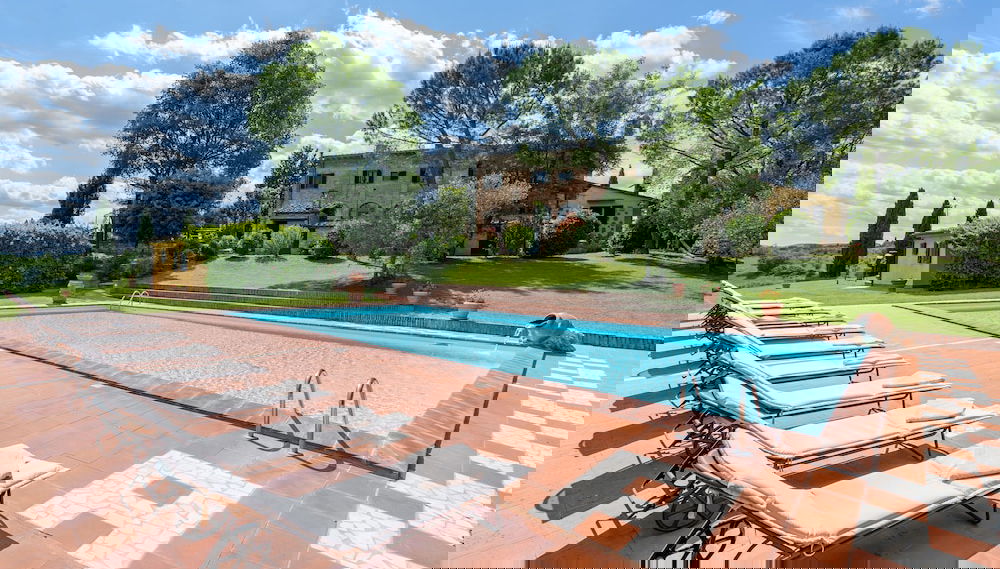 Primary image