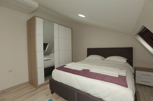 Photo 5 - Guguvak Suites By Surur