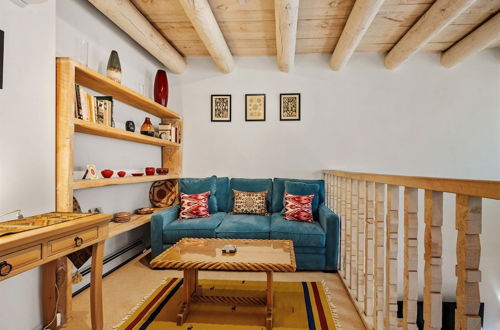 Foto 29 - Casa Monzon - Perfect Location, Bright and Sunny Interior