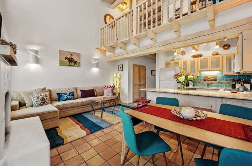 Foto 37 - Casa Monzon - Perfect Location, Bright and Sunny Interior