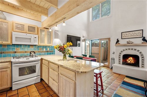 Foto 40 - Casa Monzon - Perfect Location, Bright and Sunny Interior