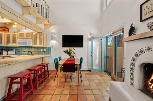 Photo 38 - Casa Monzon - Perfect Location, Bright and Sunny Interior