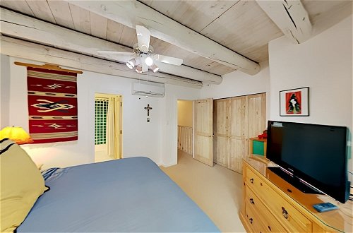 Photo 16 - Casa Monzon - Perfect Location, Bright and Sunny Interior