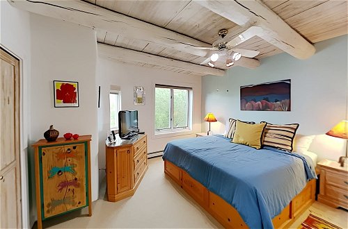 Photo 3 - Casa Monzon - Perfect Location, Bright and Sunny Interior