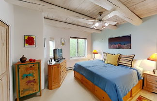 Photo 3 - Casa Monzon - Perfect Location, Bright and Sunny Interior